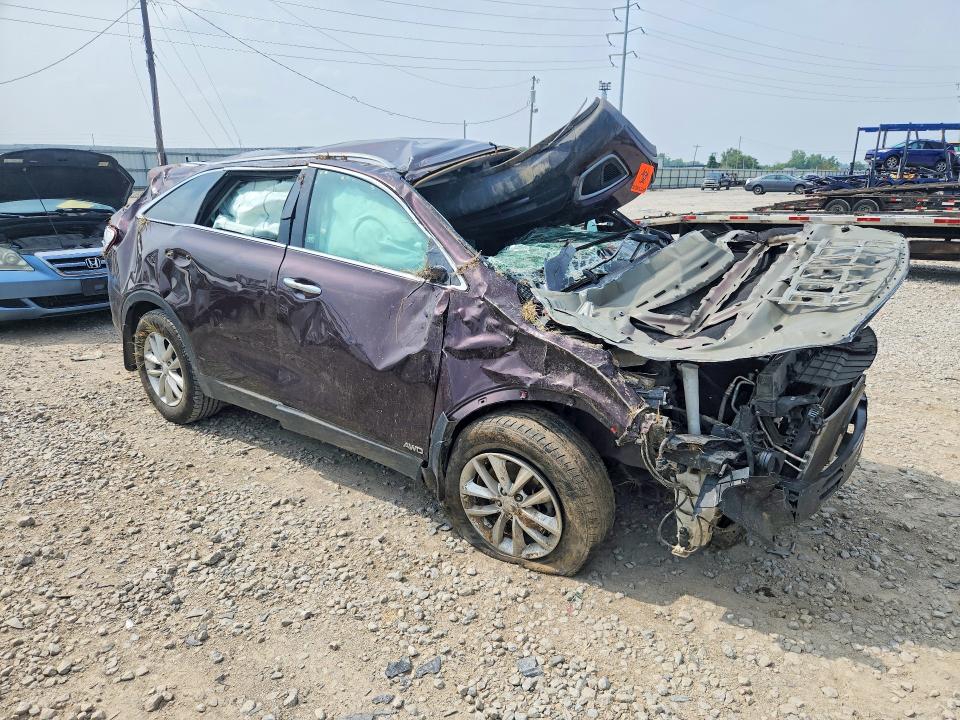 Photo 4 from auction – 2016 KIA SORENTO with VIN 5XYPGDA37GG014749