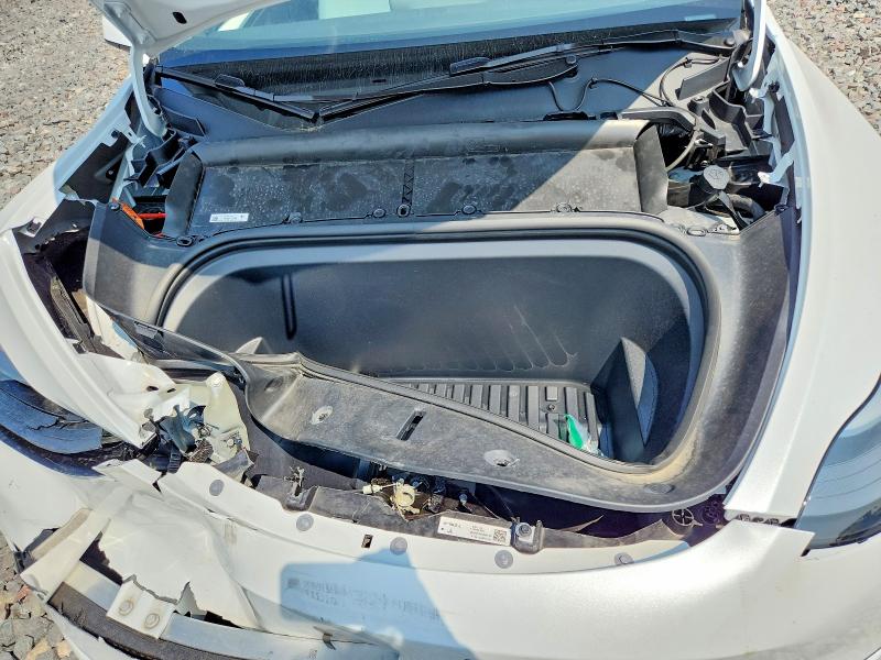 صورة رقم 11 من المزاد - 2024 TESLA MODEL Y مع VIN 7SAYGDEE6RA296103