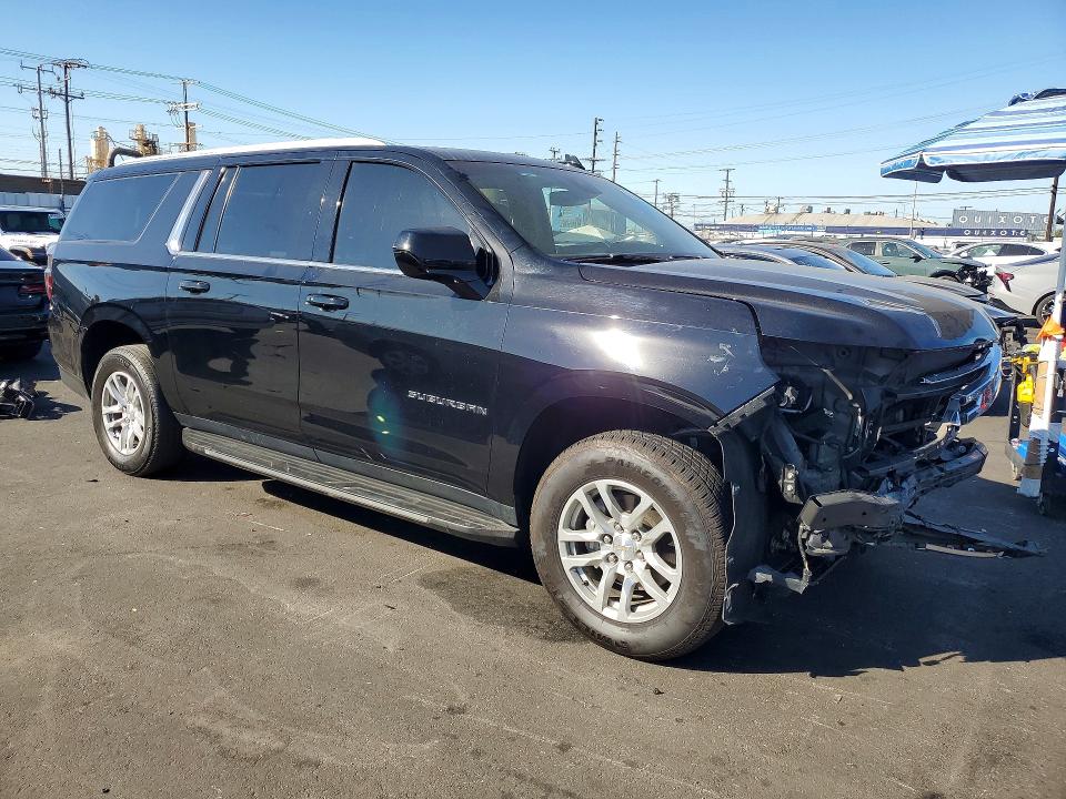 Photo 4 from auction – 2023 CHEVROLET SUBURBAN with VIN 1GNSCCKD7PR368612