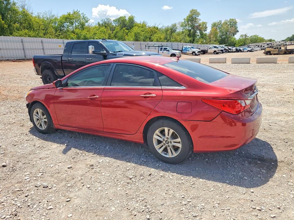 Photo 2 from auction – 2012 HYUNDAI SONATA with VIN 5NPEB4AC5CH364728