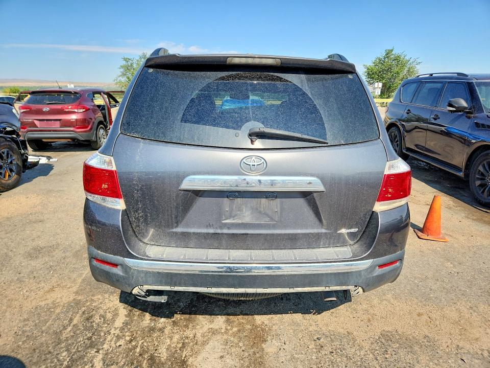 Photo 6 from auction – 2012 TOYOTA HIGHLANDER with VIN 5TDDK3EH9CS145177
