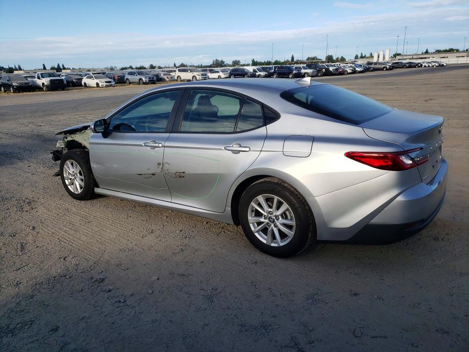 Photo 2 from auction – 2025 TOYOTA CAMRY with VIN 4T1DAACK0SU073779