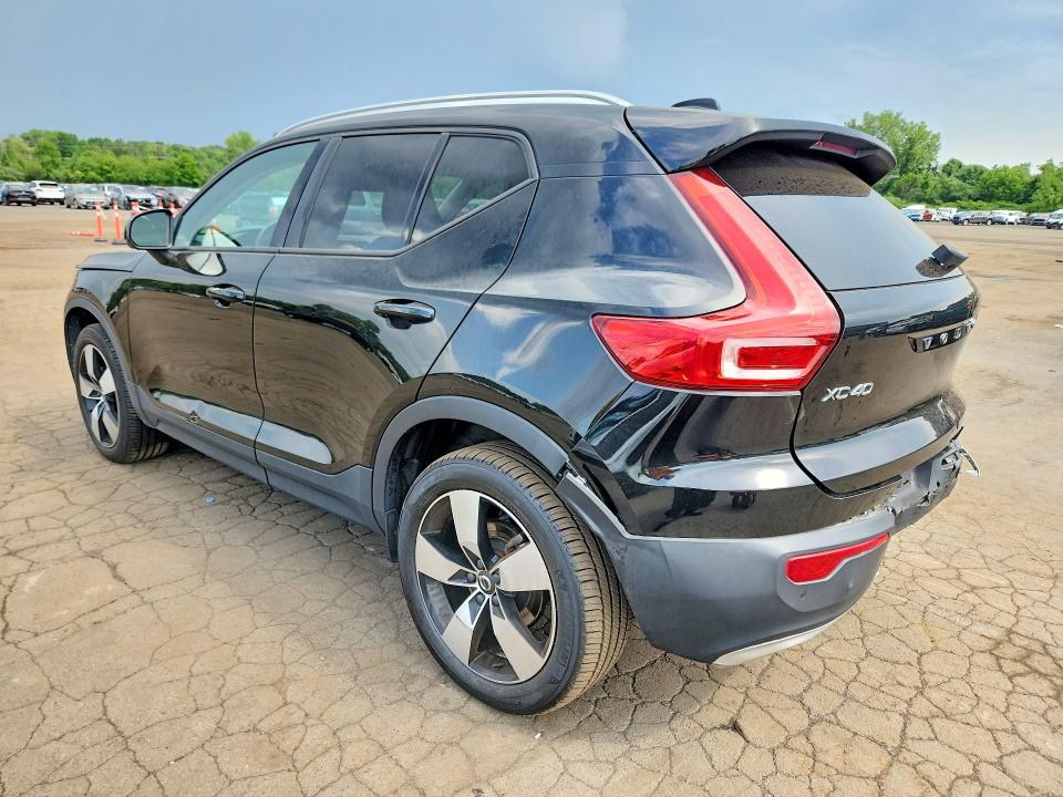 Photo 2 from auction – 2020 VOLVO XC40 with VIN YV4162UK2L2319979