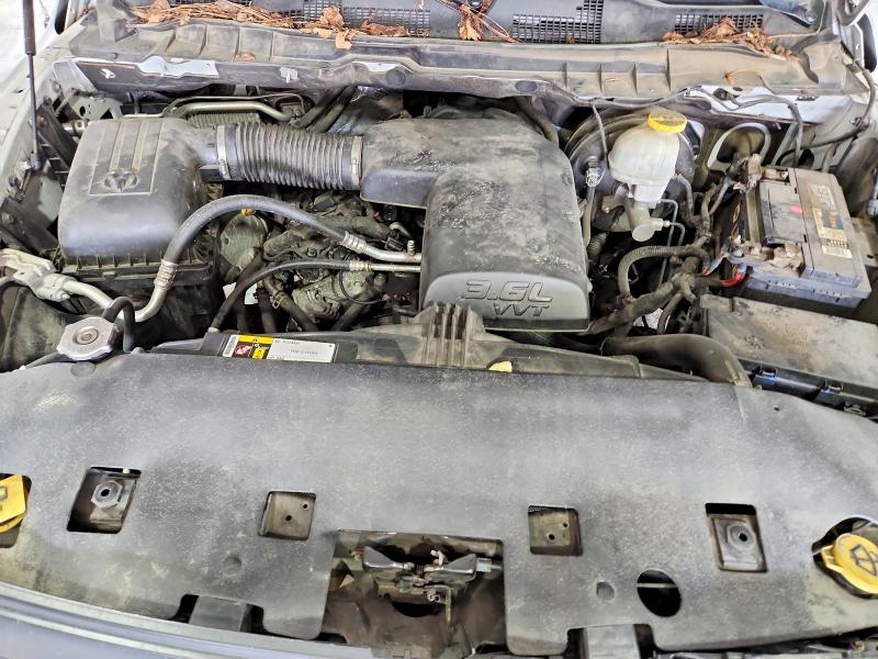 Photo 11 from auction – 2019 RAM 1500 CLASSIC with VIN 1C6RR6FG0KS603744