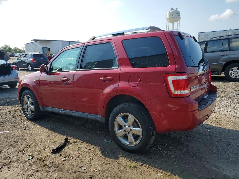 Photo 2 from auction – 2011 FORD ESCAPE with VIN 1FMCU9EG3BKA97192