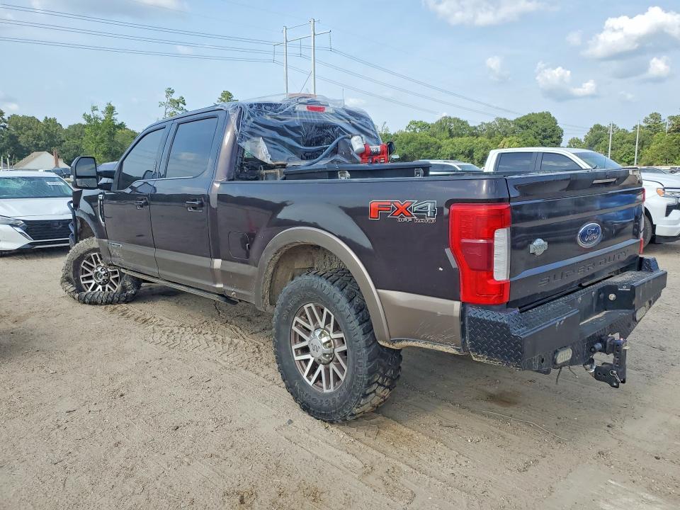 Photo 2 from auction – 2018 FORD F250 with VIN 1FT7W2BT4JEB88574