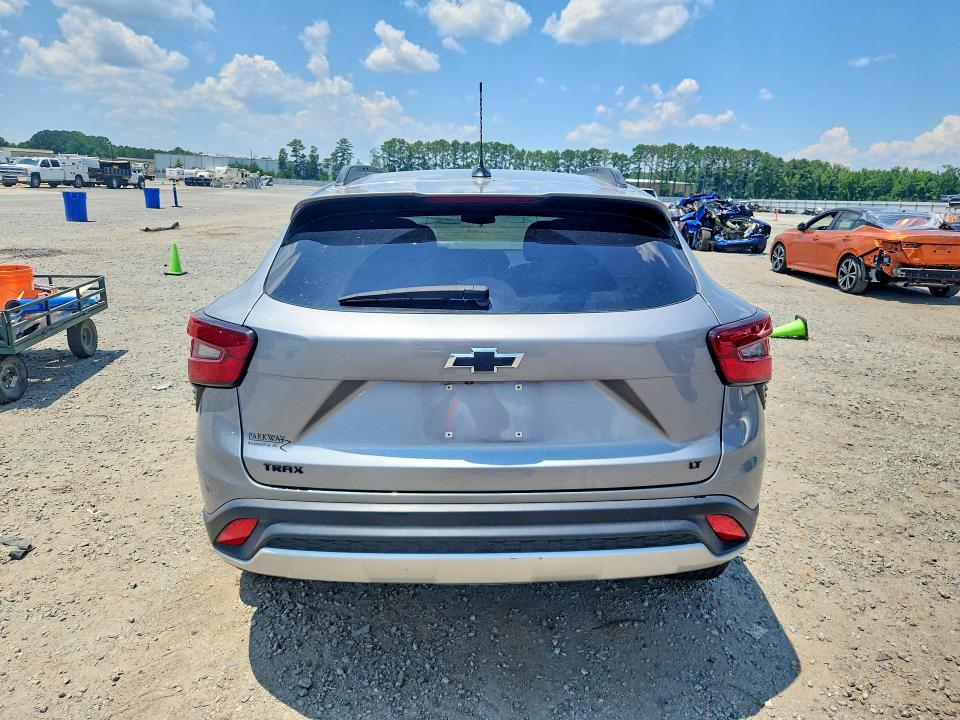 Photo 6 from auction – 2024 CHEVROLET TRAX with VIN KL77LHE24RC198217