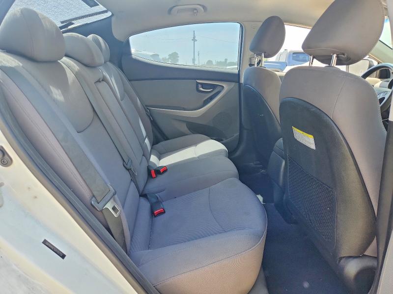 Photo 10 from auction – 2016 HYUNDAI ELANTRA with VIN 5NPDH4AE5GH707751