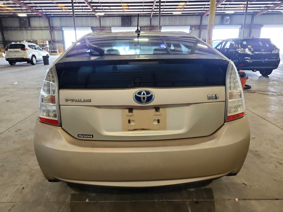Photo 6 from auction – 2011 TOYOTA PRIUS with VIN JTDKN3DU3B0256693