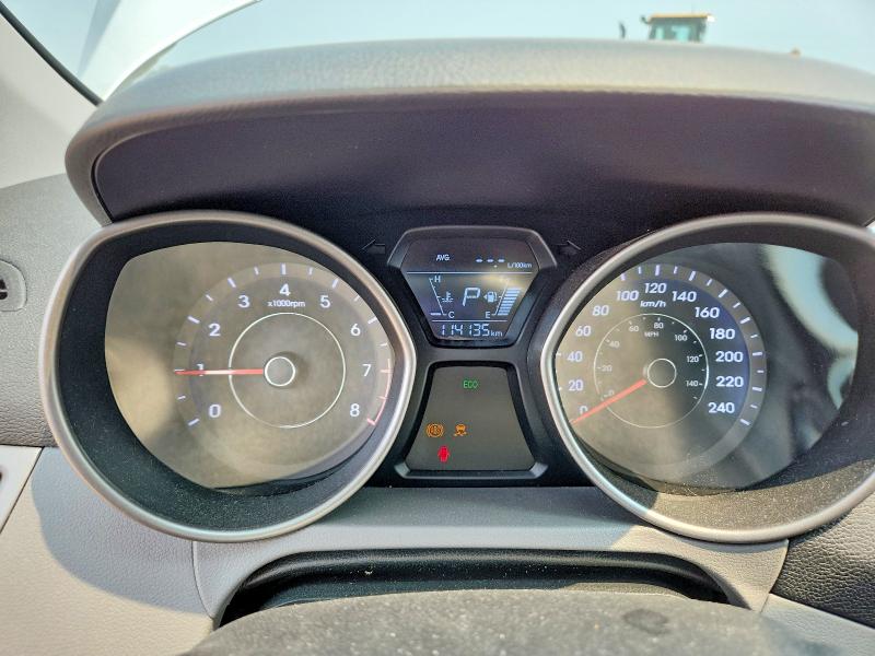 Photo 9 from auction – 2016 HYUNDAI ELANTRA with VIN 5NPDH4AE4GH671034