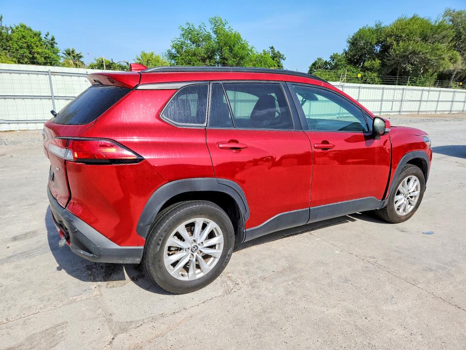 Photo 3 from auction – 2022 TOYOTA COROLLA CROSS with VIN 7MUCAAAG4NV026235
