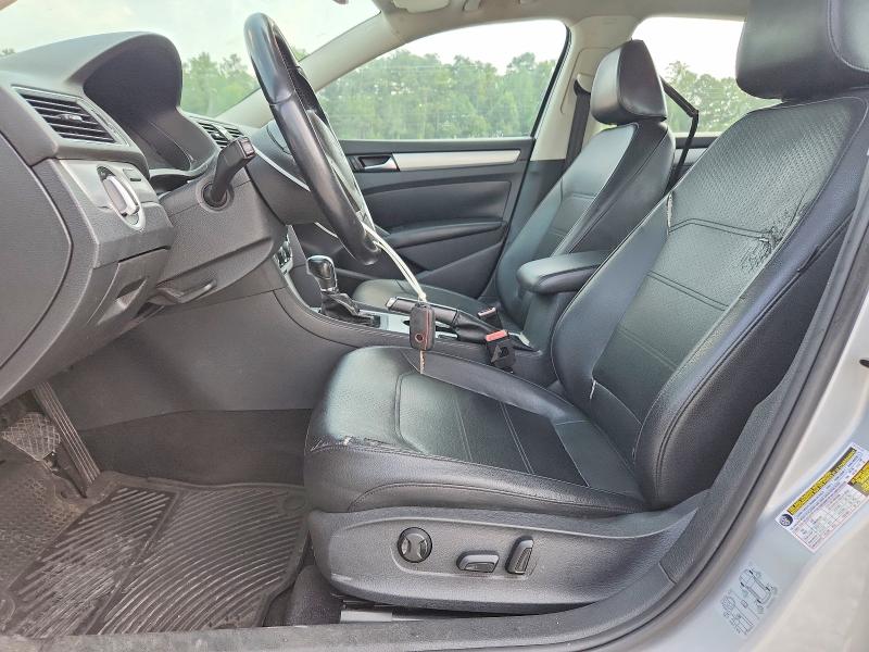 Photo 7 from auction – 2013 VOLKSWAGEN PASSAT with VIN 1VWBP7A38DC104419