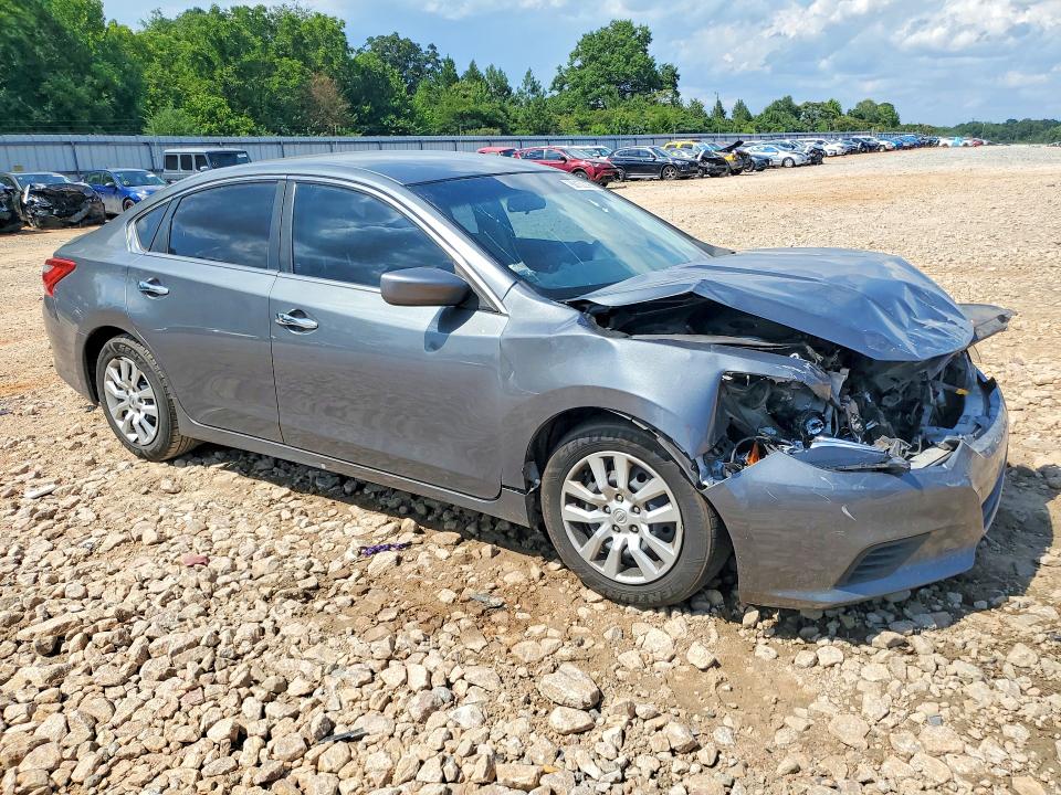 Photo 4 from auction – 2017 NISSAN ALTIMA with VIN 1N4AL3AP5HC294259