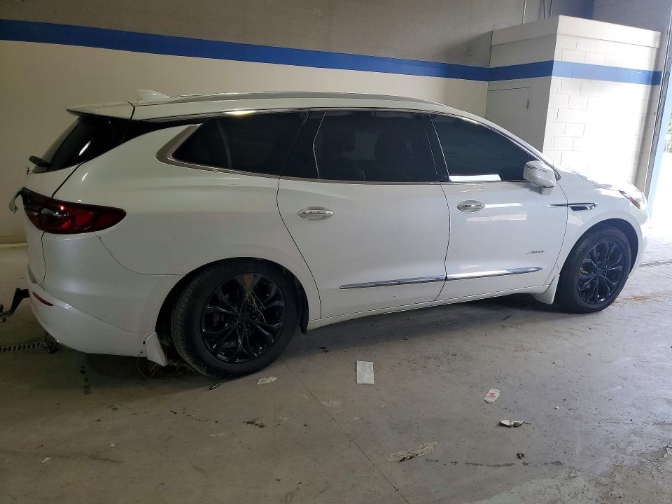 Photo 3 from auction – 2020 BUICK ENCLAVE with VIN 5GAEVCKW9LJ121880