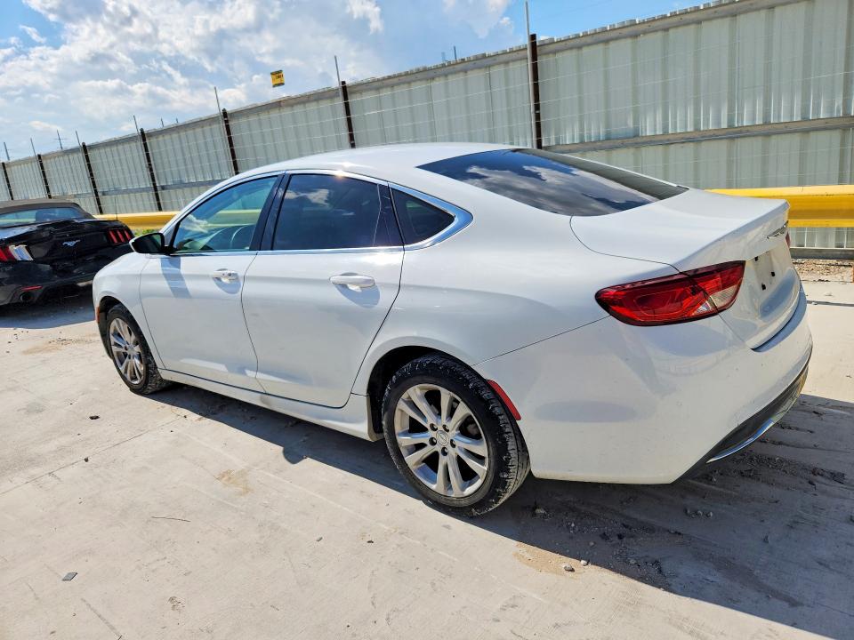 Photo 2 from auction – 2016 CHRYSLER 200 with VIN 1C3CCCAB1GN163599