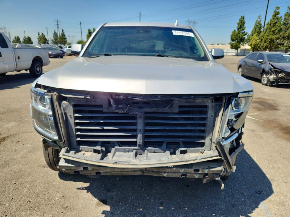 Photo 5 from auction – 2019 CHEVROLET SUBURBAN with VIN 1GNSCHKC8KR302003
