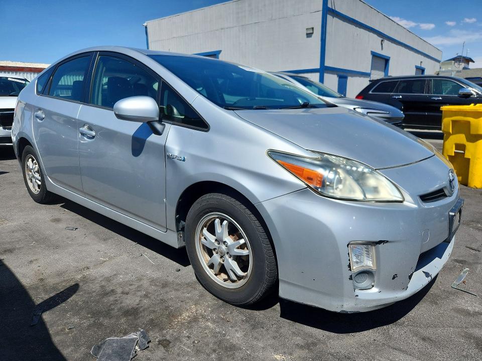 Photo 4 from auction – 2010 TOYOTA PRIUS with VIN JTDKN3DU1A0010661