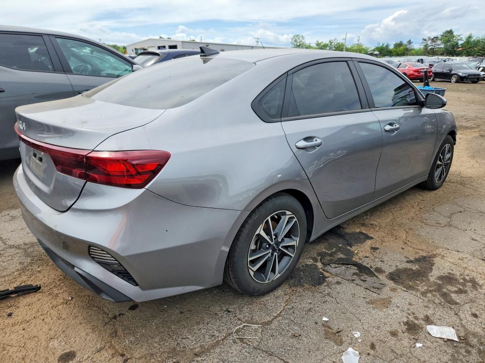 Zdjęcie 3 z aukcji – 2024 KIA FORTE z VIN 3KPF24AD8RE734662