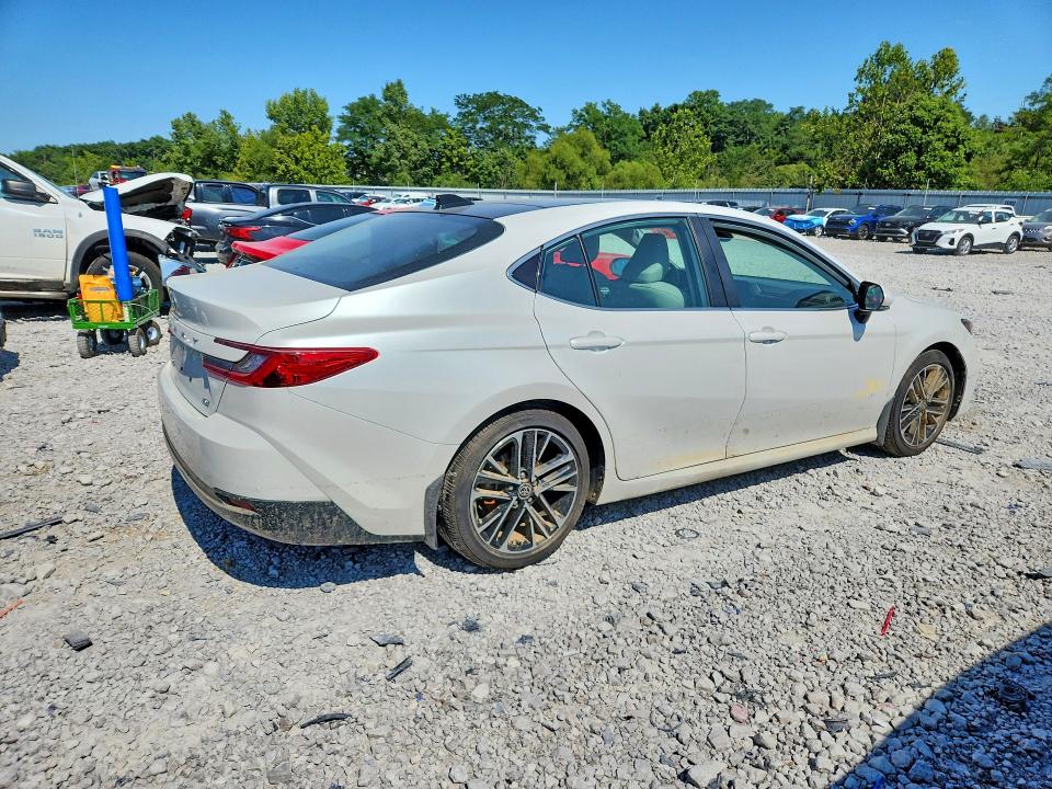 Photo 3 from auction – 2025 TOYOTA CAMRY with VIN 4T1DAACK9SU081346