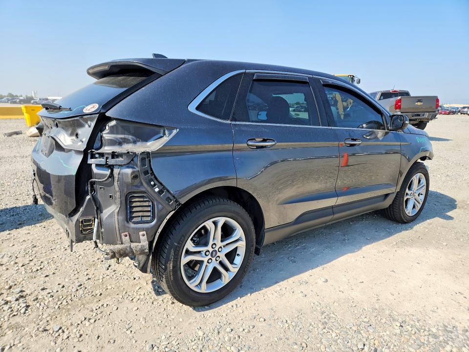 Zdjęcie 3 z aukcji – 2018 FORD EDGE z VIN 2FMPK4K93JBB25856