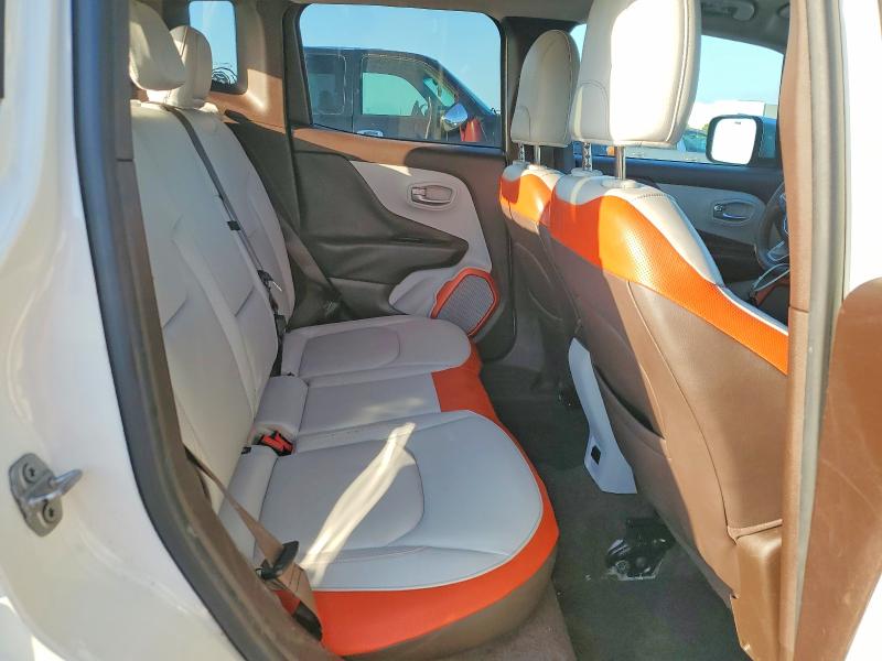 Photo 11 from auction – 2016 JEEP RENEGADE with VIN ZACCJADT2GPC96390