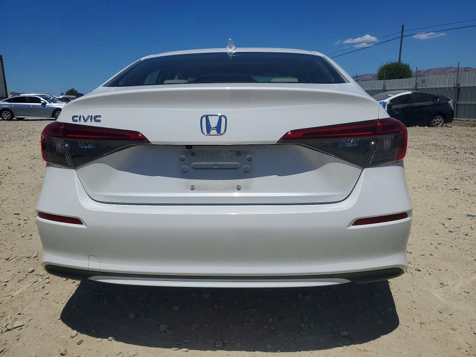 Photo 6 from auction – 2022 HONDA CIVIC with VIN JHMFE1F76NX004217