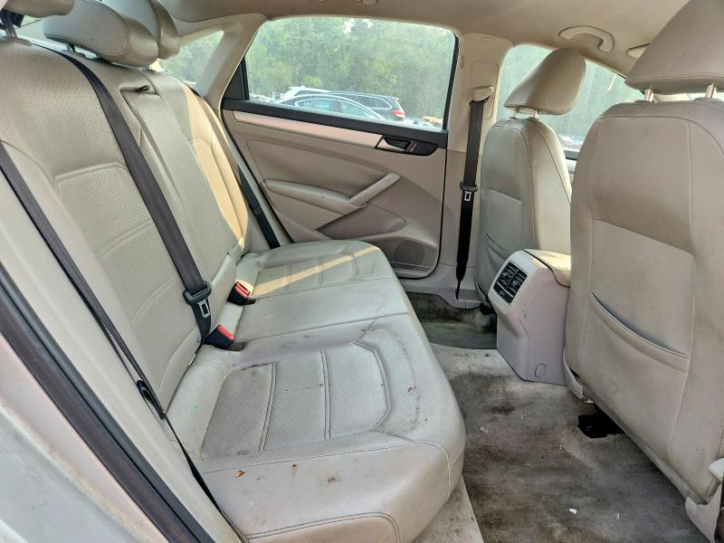 Снимка 10 от търг – 2013 VOLKSWAGEN PASSAT с VIN 1VWBP7A31DC134443