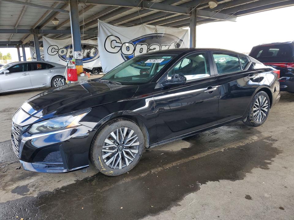 NISSAN ALTIMA 2025 with VIN 1N4BL4DV8SN432229 - Photo from auction