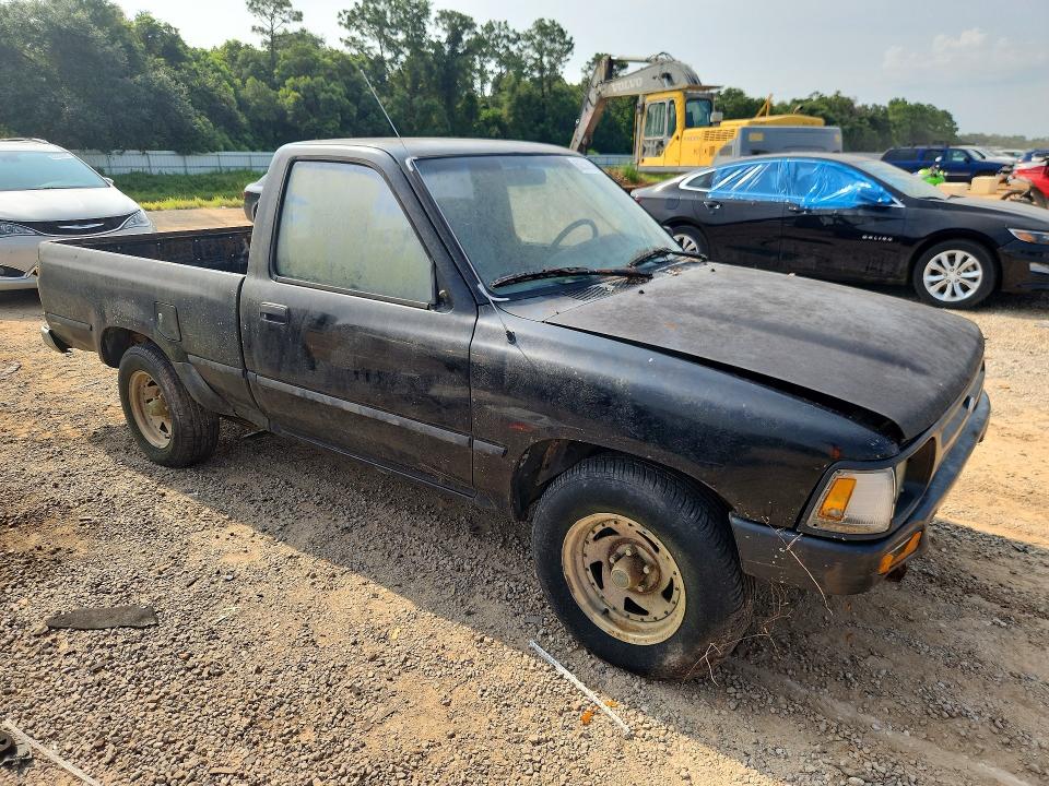 Photo 4 from auction – 1993 TOYOTA PICKUP with VIN JT4RN81A4P5162192