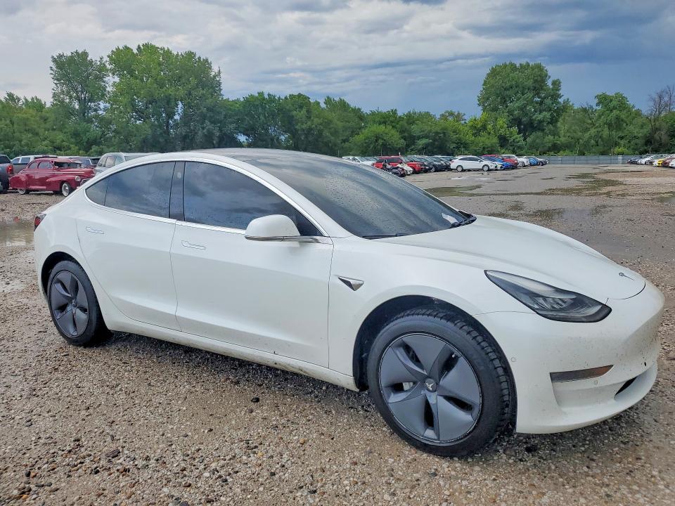Photo 4 from auction – 2019 TESLA MODEL 3 with VIN 5YJ3E1EAXKF482955
