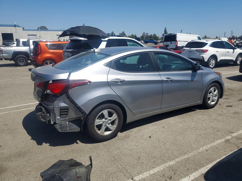 Photo 3 from auction – 2015 HYUNDAI ELANTRA with VIN 5NPDH4AE2FH561470