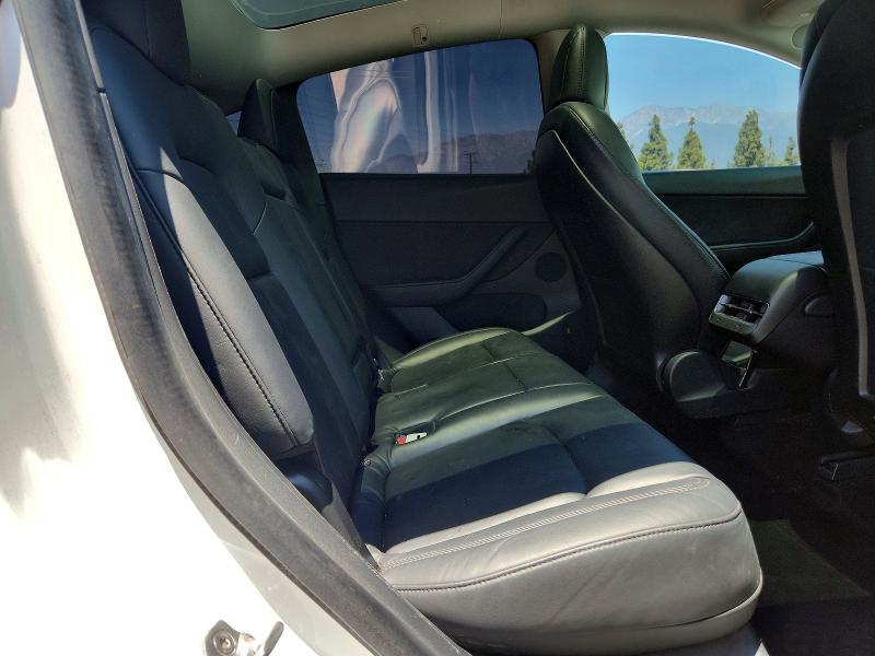 Photo 10 from auction – 2020 TESLA MODEL Y with VIN 5YJYGDEE8LF009092