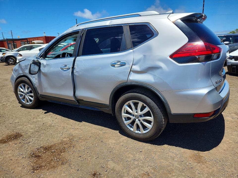 Photo 2 from auction – 2017 NISSAN ROGUE with VIN JN8AT2MT3HW144456