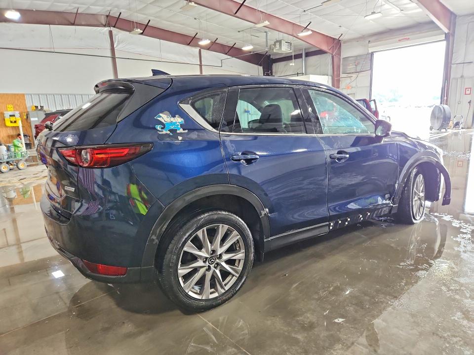 Photo 3 from auction – 2019 MAZDA CX-5 with VIN JM3KFBDM1K0678072