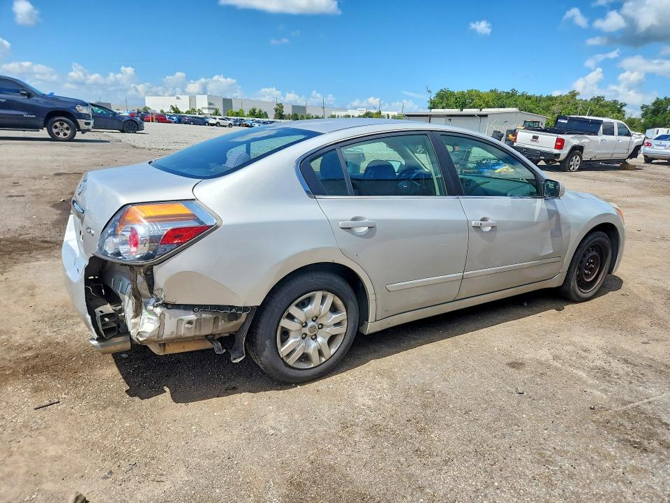 Photo 3 from auction – 2012 NISSAN ALTIMA with VIN 1N4AL2AP9CN517894