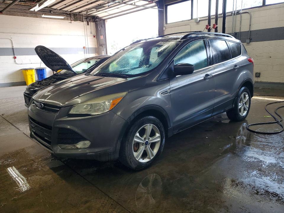 FORD ESCAPE 2013 with VIN 1FMCU9G98DUB29575 - Photo from auction