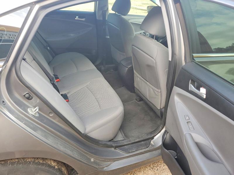 Photo 10 from auction – 2013 HYUNDAI SONATA with VIN 5NPEB4AC7DH624712