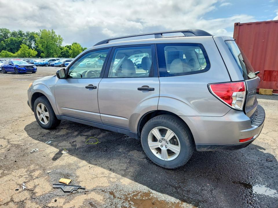 Zdjęcie 2 z aukcji – 2011 SUBARU FORESTER z VIN JF2SHABC5BH745993