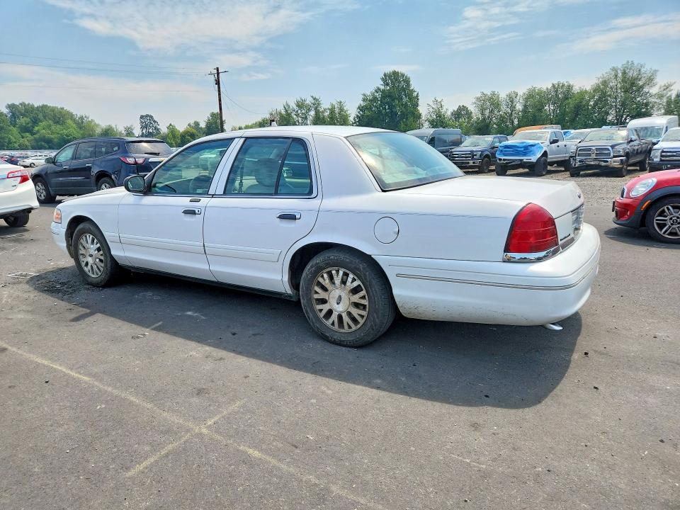 Photo 2 from auction – 2004 FORD CROWN VICTORIA with VIN 2FDHP74W94X177264