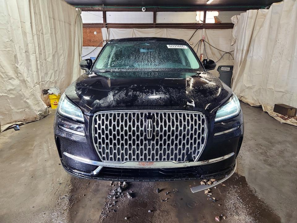 Photo 5 from auction – 2023 LINCOLN CORSAIR with VIN 5LMCJ1DA5PUL13379