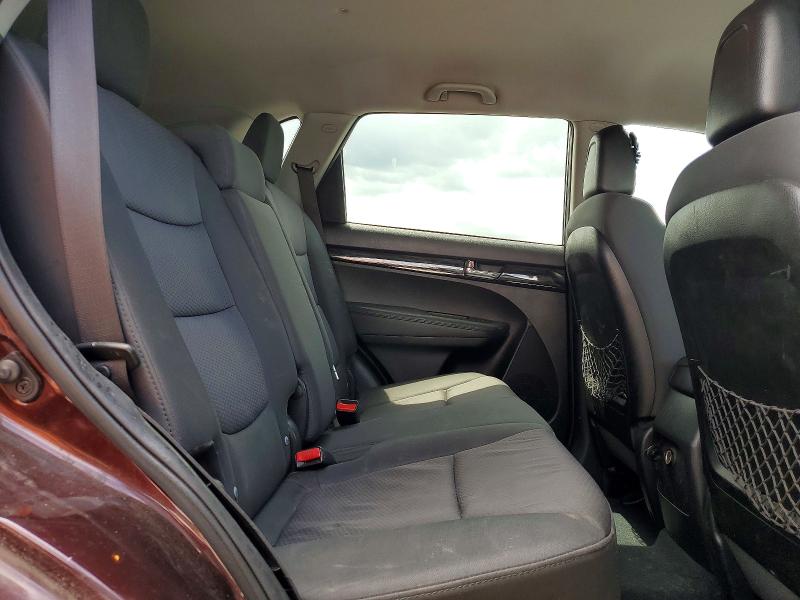 Photo 11 from auction – 2012 KIA SORENTO with VIN 5XYKT4A22CG201324