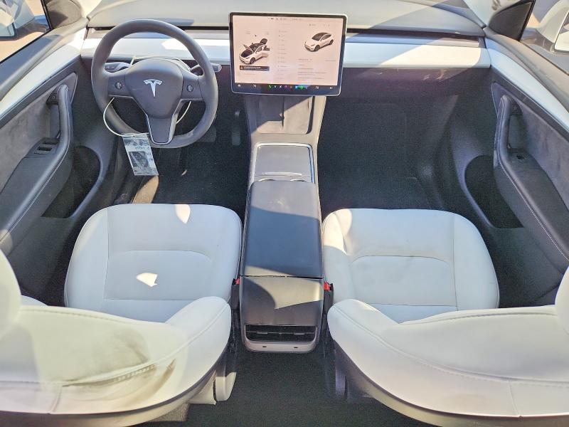 Zdjęcie 8 z aukcji – 2024 TESLA MODEL Y z VIN 7SAYGDED8RF116954