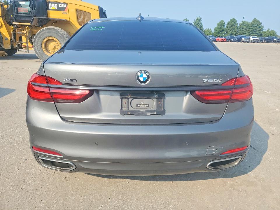 Photo 6 from auction – 2016 BMW 750 with VIN WBA7F2C52GG419305