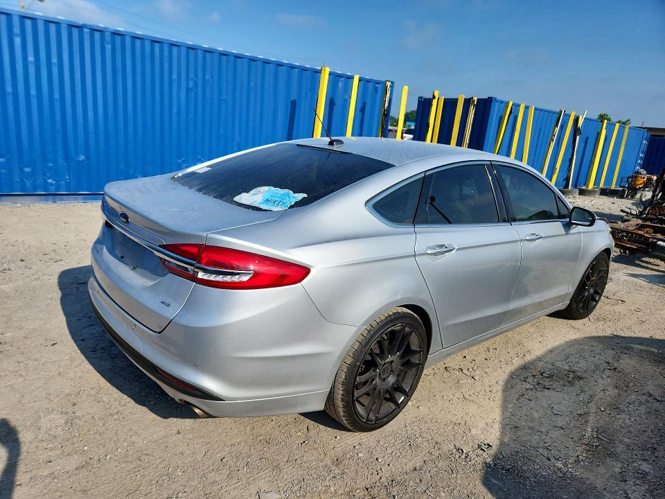 Photo 3 from auction – 2017 FORD FUSION with VIN 3FA6P0HD4HR184311