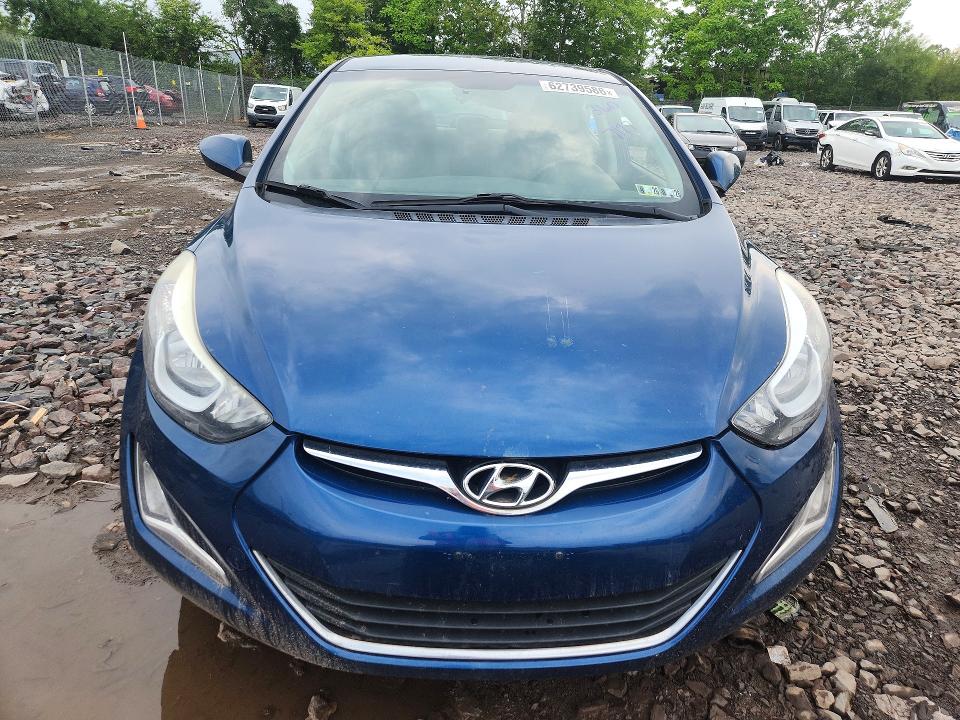 Photo 5 from auction – 2016 HYUNDAI ELANTRA with VIN KMHDH4AE3GU557303