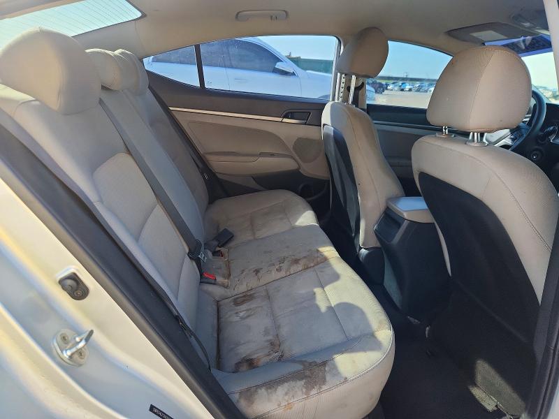 Photo 10 from auction – 2017 HYUNDAI ELANTRA with VIN 5NPD74LF1HH168250