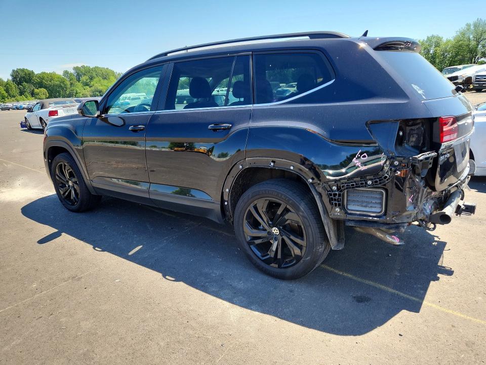 Photo 2 from auction – 2022 VOLKSWAGEN ATLAS with VIN 1V2KR2CA5NC553715
