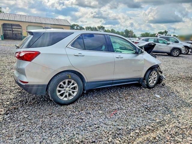 Photo 3 from auction – 2018 CHEVROLET EQUINOX with VIN 3GNAXJEV1JS593749