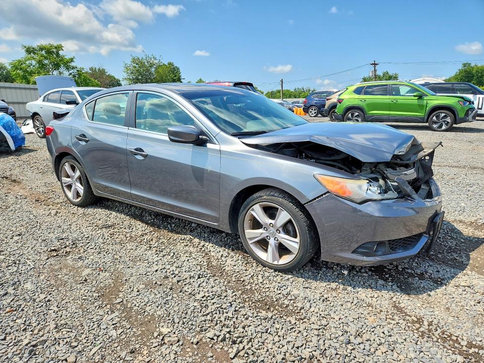 Photo 4 from auction – 2013 ACURA ILX with VIN 19VDE1F51DE021649
