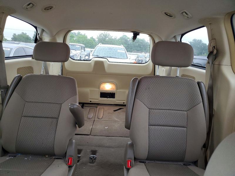 Photo 10 from auction – 2010 CHRYSLER TOWN & COUNTRY with VIN 2A4RR2D18AR351803